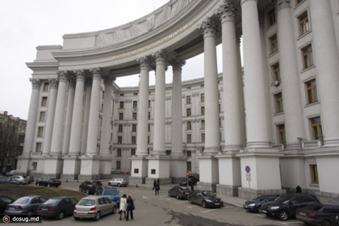 Украина отказалась признать договор о присоединении Крыма к РФ