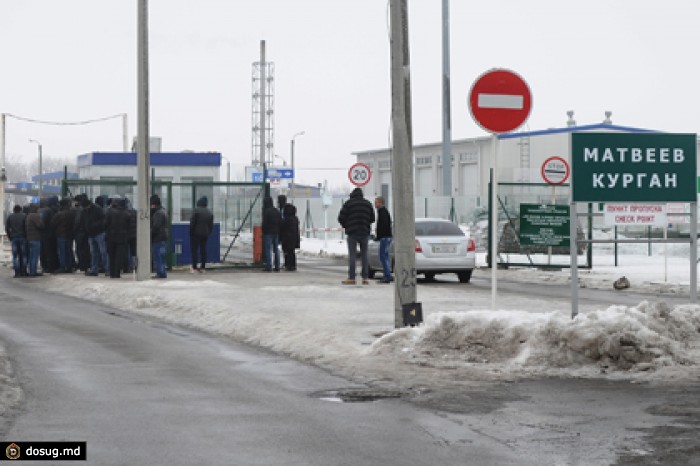 Украина прекратила малое пограничное движение с Россией