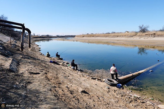 Украина втрое сократила подачу воды для сельхознужд Крыма