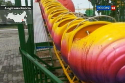 Упавший в Белогорске аттракцион власти вернут изготовителю