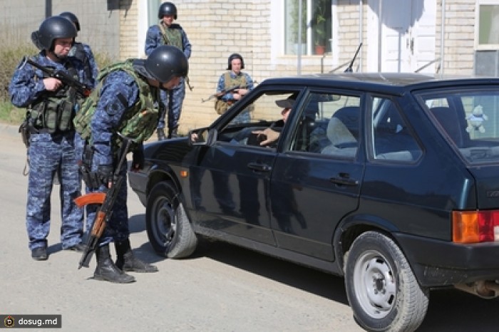 В Дагестане обстреляли автомобиль с полицейскими