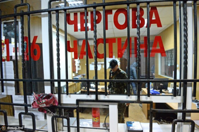 В Енакиево ополченцы задержали восьмерых милиционеров