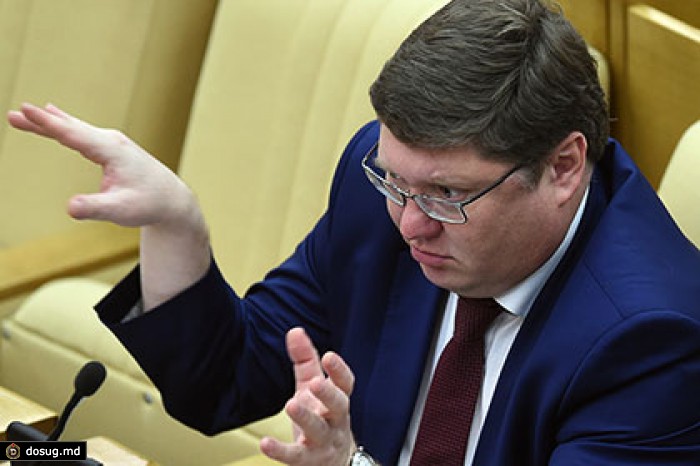В Госдуме назвали бесперспективной инициативу объявить 31 декабря выходным днем