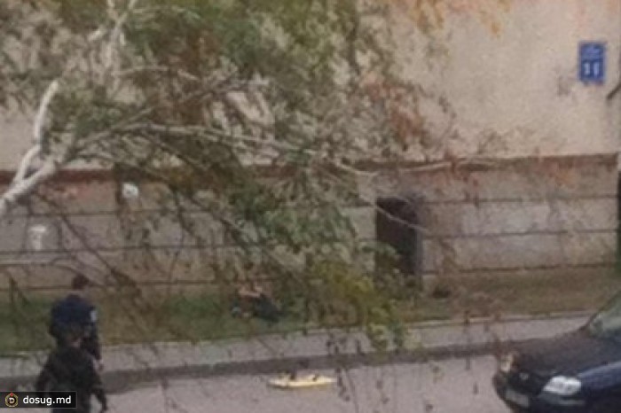 В Харькове пенсионер открыл стрельбу с крыши дома