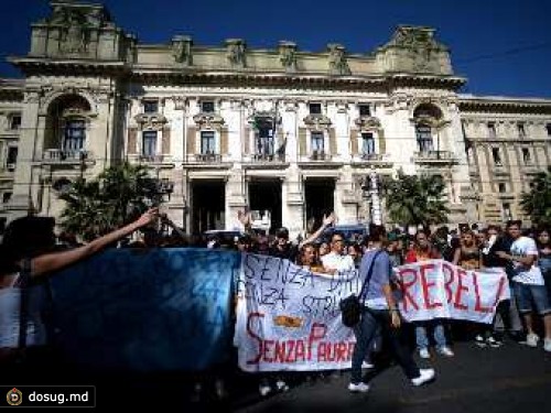 В Италии студенческие протесты закончились столкновениями с полицией