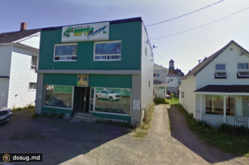 В Канаде сбежавший из зоомагазина питон задушил двух детей