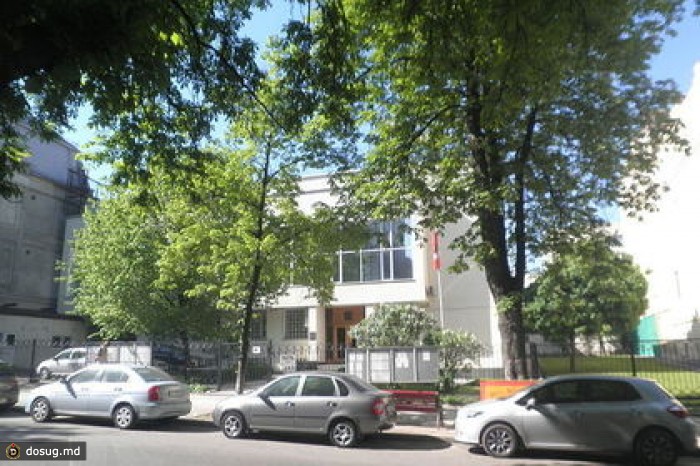 В Киеве закрылось посольство Канады