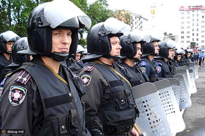 В Крыму насчитали три тысячи присягнувших ему военных