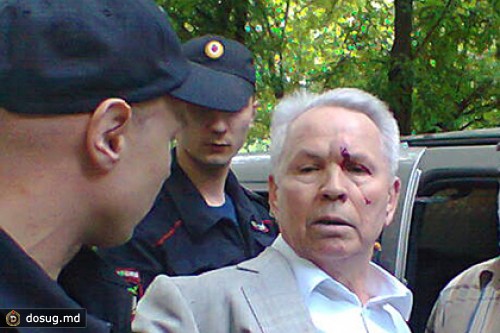В Москве на 79-летнего профессора завели дело об избиении полицейских