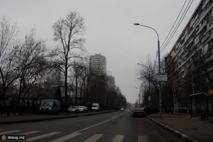 В Москве угнали внедорожник с детьми