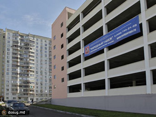 В Москве возобновилось строительство "народных гаражей"