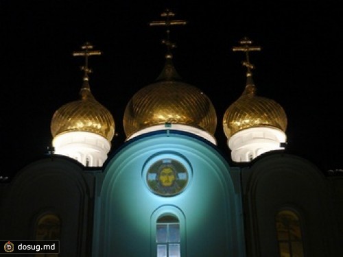 В Петропавловске-Камчатском грабитель поджег иконостас
