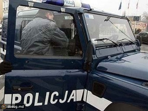 В Польше поезд протаранил микроавтобус с людьми