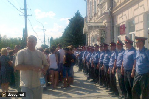 В Пугачеве возобновились беспорядки