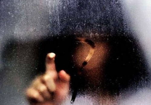 В Рыбнице психически больная женщина насмерть разбилась, выпав из окна