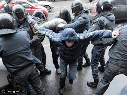 В Санкт-Петербурге задержали оппозиционеров с палатками