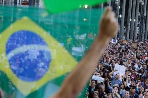 В города Кубка конфедераций в Бразилии отправят войска