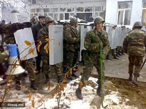 В городе на севере Азербайджана произошли массовые беспорядки