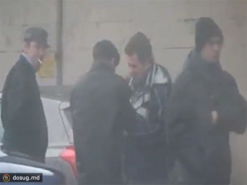 В интернет выложили видеозапись "карусели" в Москве