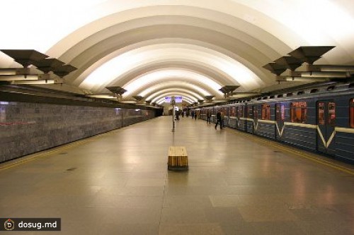 В петербургском метро произошла массовая драка на кулаках