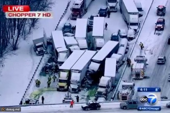 В столкновении десятков машин в Индиане погибли двое