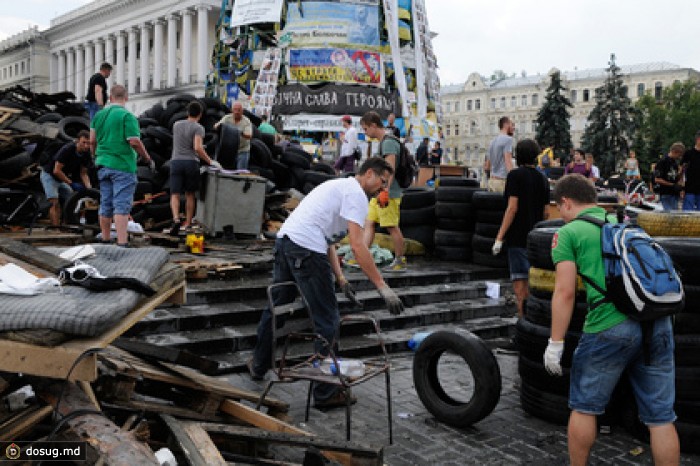 В центре Киева возобновлено движение автотранспорта