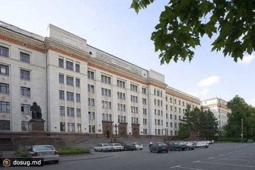В здании химического факультета МГУ произошел пожар