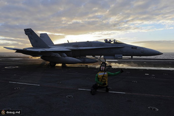 ВМС США признали гибель пилота разбившегося истребителя