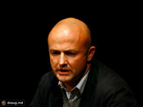 Ватикан пригрозил судом автору книги о папе Римском