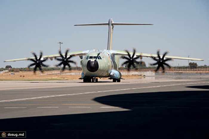 Великобритания получила первый транспортник A400M