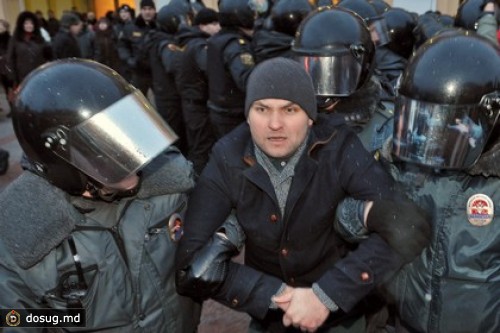 Венецианская комиссия назвала решение КС по закону о митингах недостаточным