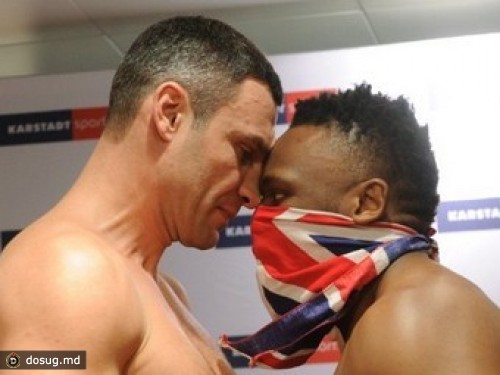 Виталий Кличко выиграл бой у Дерека Чисоры