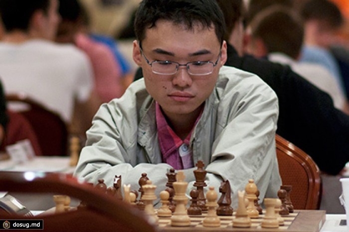 Владимир Крамник проиграл 20-летнему китайскому гроссмейстеру