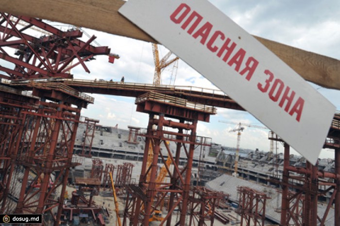 Водитель бетономешалки ранил строителя «Зенит-Арены» из травматики
