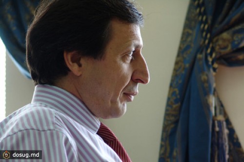Врио мэра Махачкалы не пострадал в результате аварии