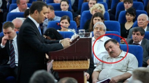 Выступление Влада Филата в АНМ, присутствовашие задремали (ФОТО)