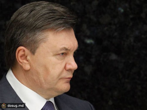Янукович заявил о желании помиловать Тимошенко