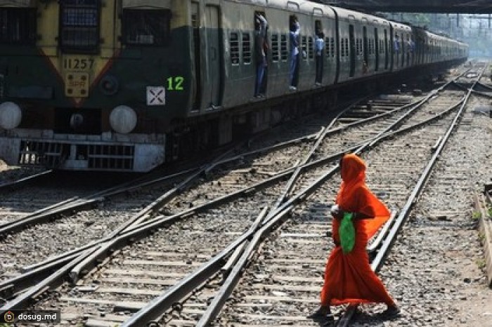 Жертвами пожара в индийском поезде стали 9 человек