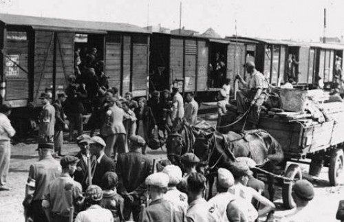 Жертвы депортаций 1941 года получат денежную помощь