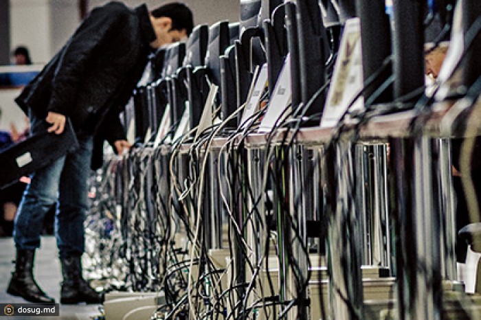 За год доля интернет-пользователей в России осталась на прежнем уровне