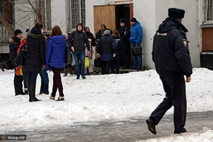 Захвативший заложников старшеклассник был вооружен двумя винтовками