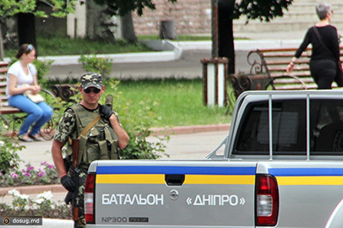 Заместитель Коломойского предложил ставить беженцев на воинский учет