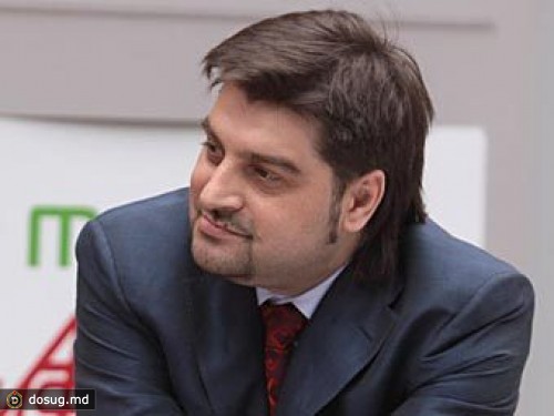 Замглавреда "Известий" объявил об уходе из издания