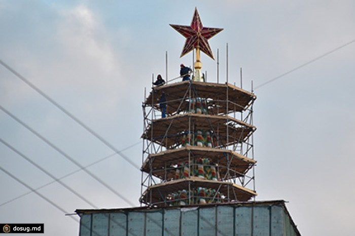 Завершена реставрация Спасской башни Кремля