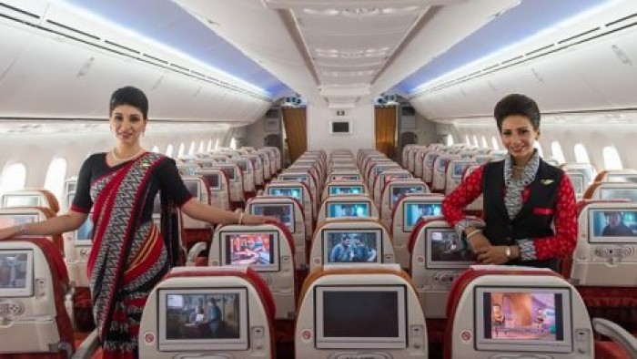 Air India отстранила от полетов 34 члена экипажа из-за лишнего веса