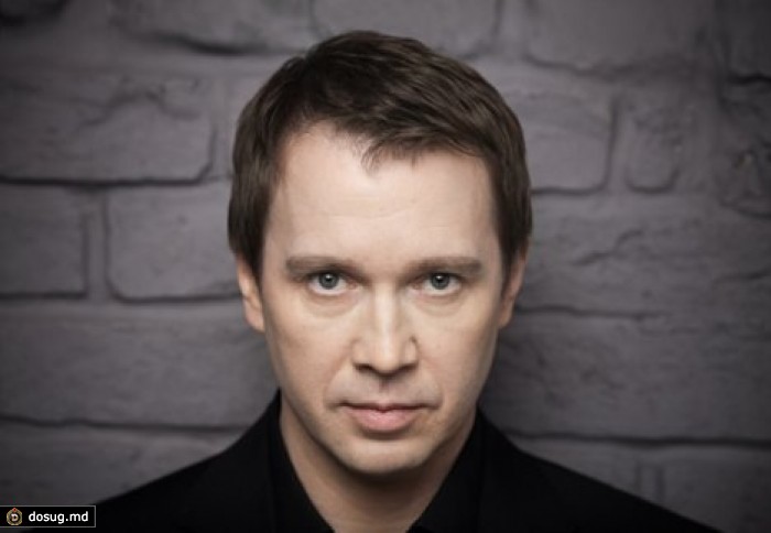 Актер Евгений Миронов впервые снялся в комедии