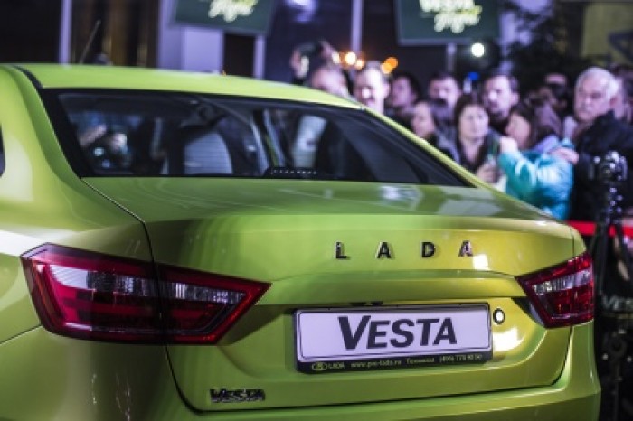 «АвтоВАЗ» запланировал поставить на Кубу 300 автомобилей Lada