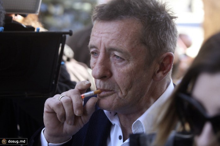 Барабанщика AC/DC снова арестовали