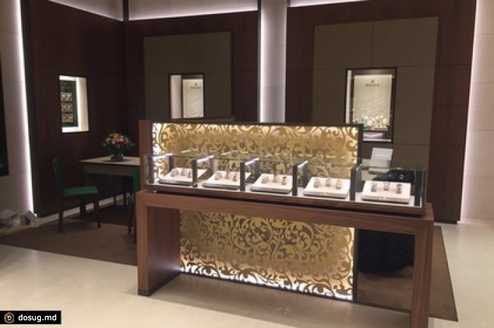 Бренд Rolex открыл бутик в отеле «Метрополь»