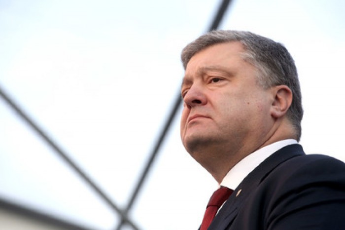 Британский журналист пообещал продолжить работу над статьей о Порошенко